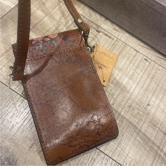 RARE PATRICIA NASH RIVELLA FLORAL MAP SLIM LEATHER CROSSBODY PURSE - Picture 8 of 10